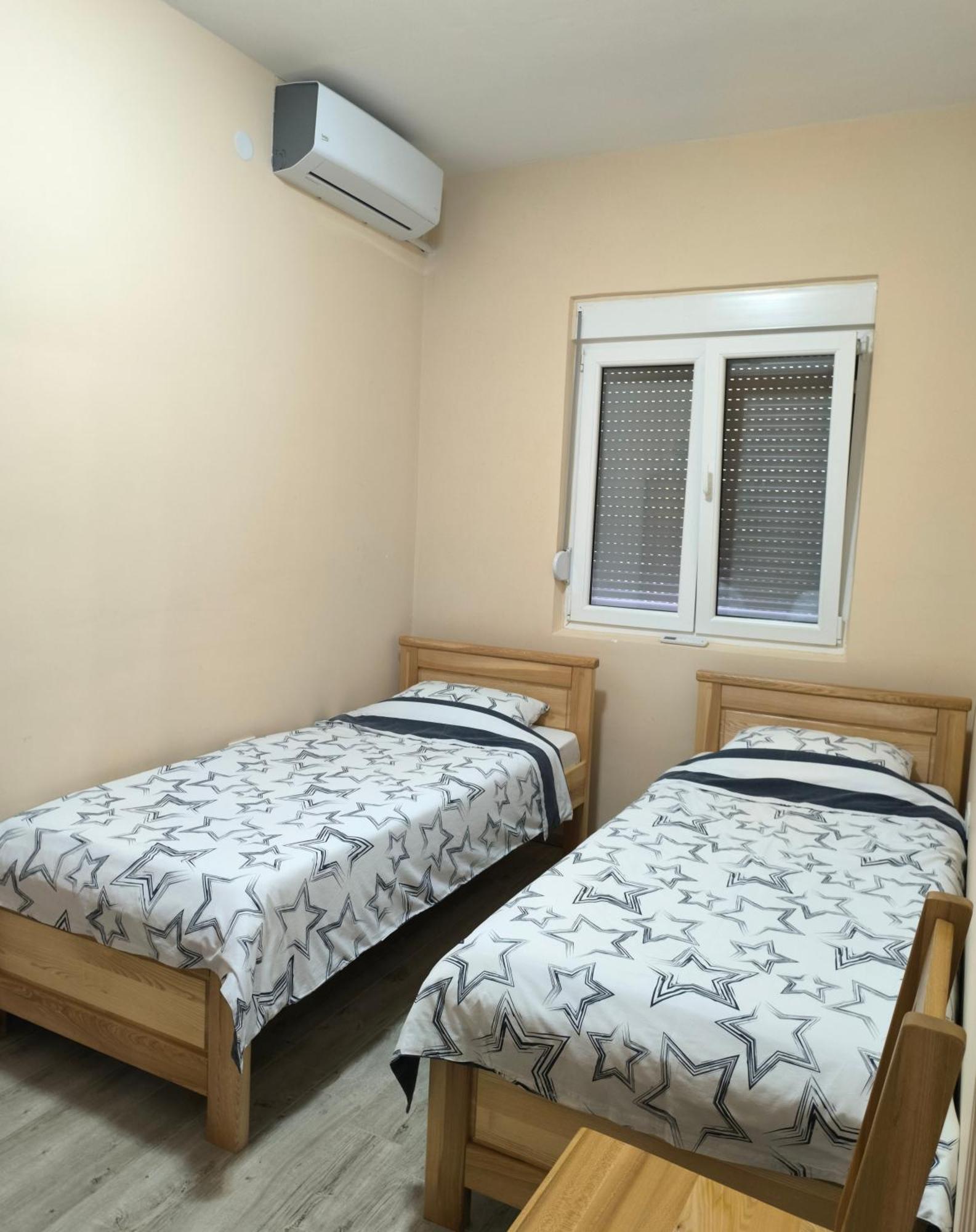 Appartamento Liprosh Virpazar Esterno foto